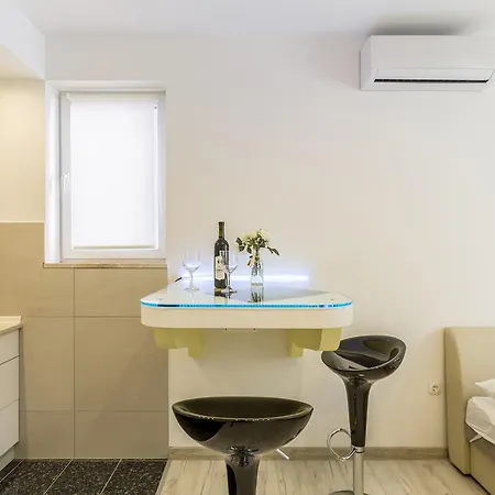 Sky Apartment *